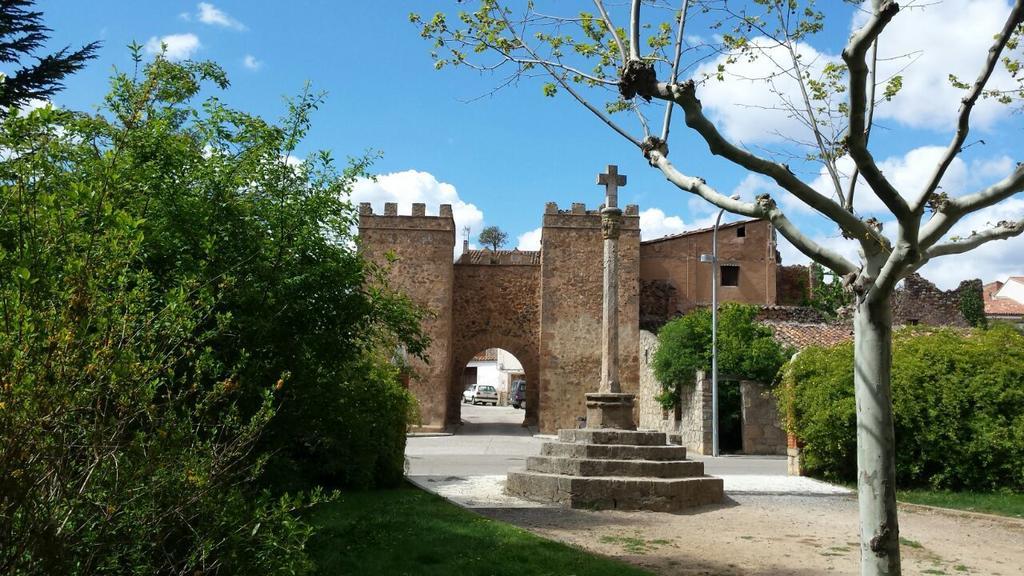 Hotel Duque De Calabria Manzanera Exterior foto